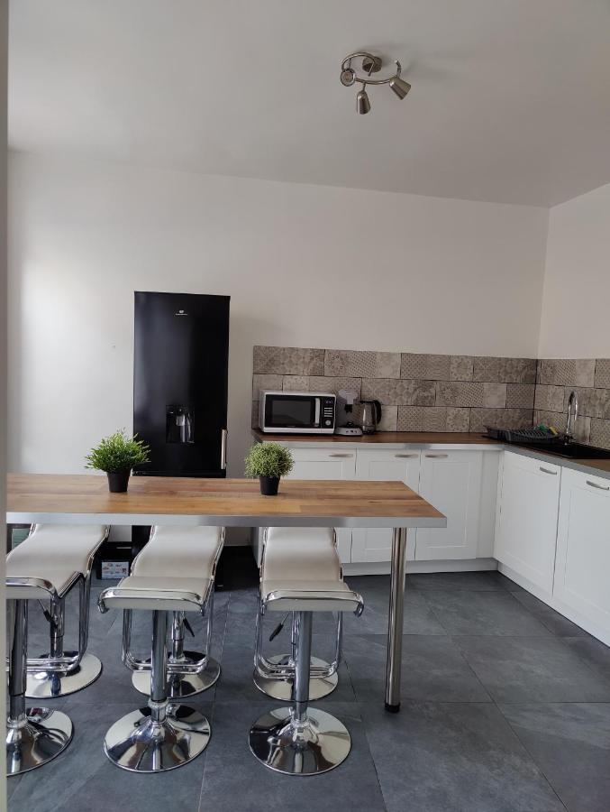 Le Purple, Appartement De Standing En Hypercentre Саргемин Екстериор снимка